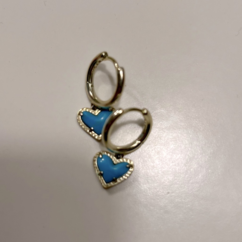 Kendra Scott Ari gold Huggies turquoise earrings